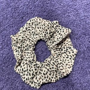 Abercrombie Scrunchie